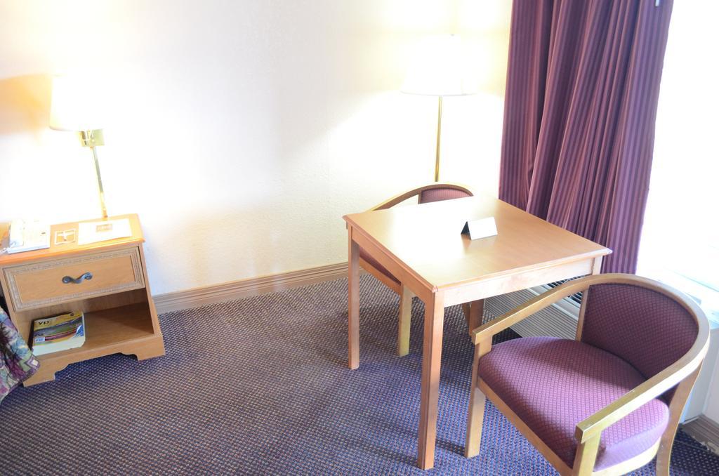 Americas Value Inn-near Nrg Park/medical Center 3*